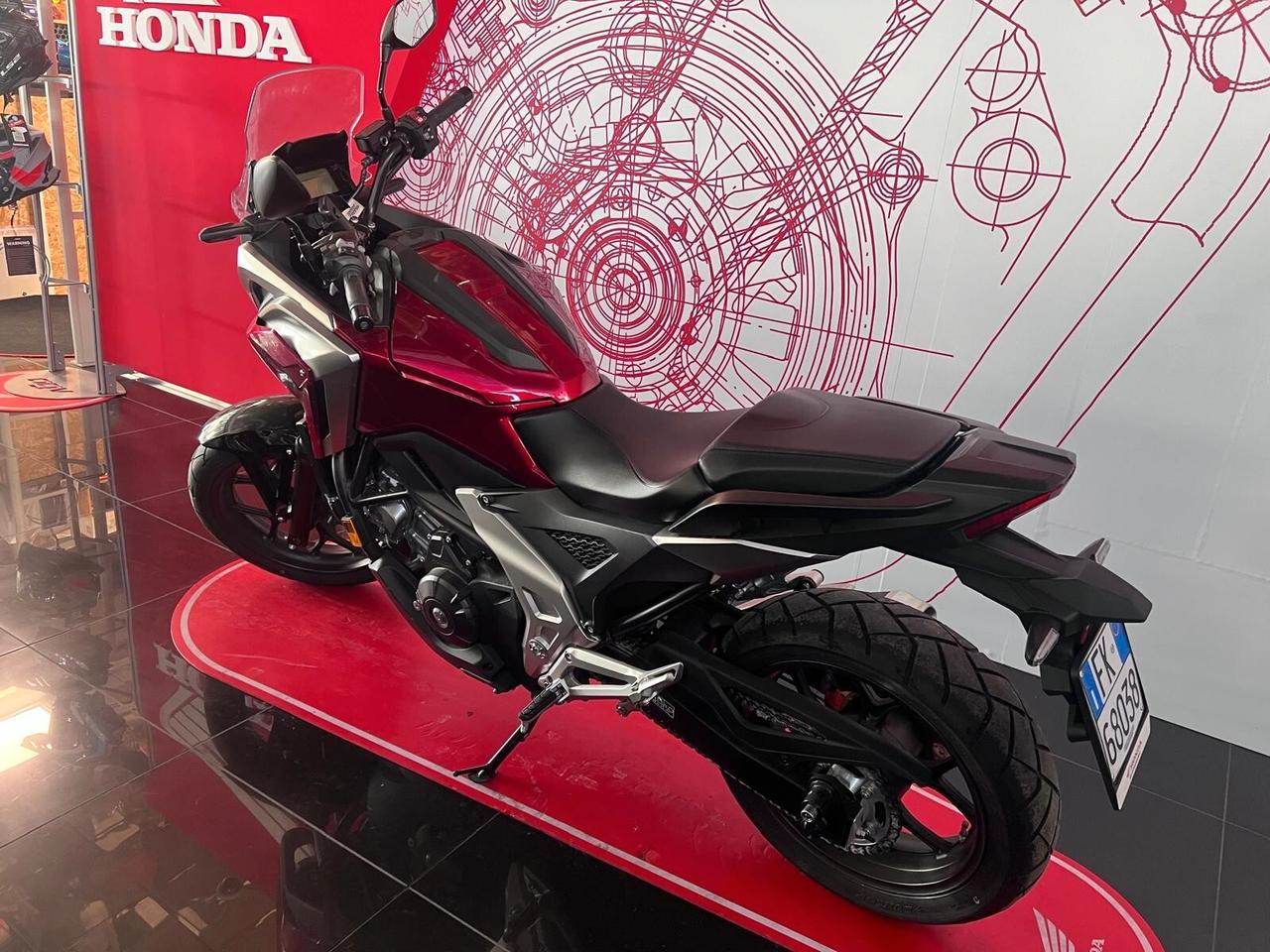 Honda NC 750 X DCT 2024