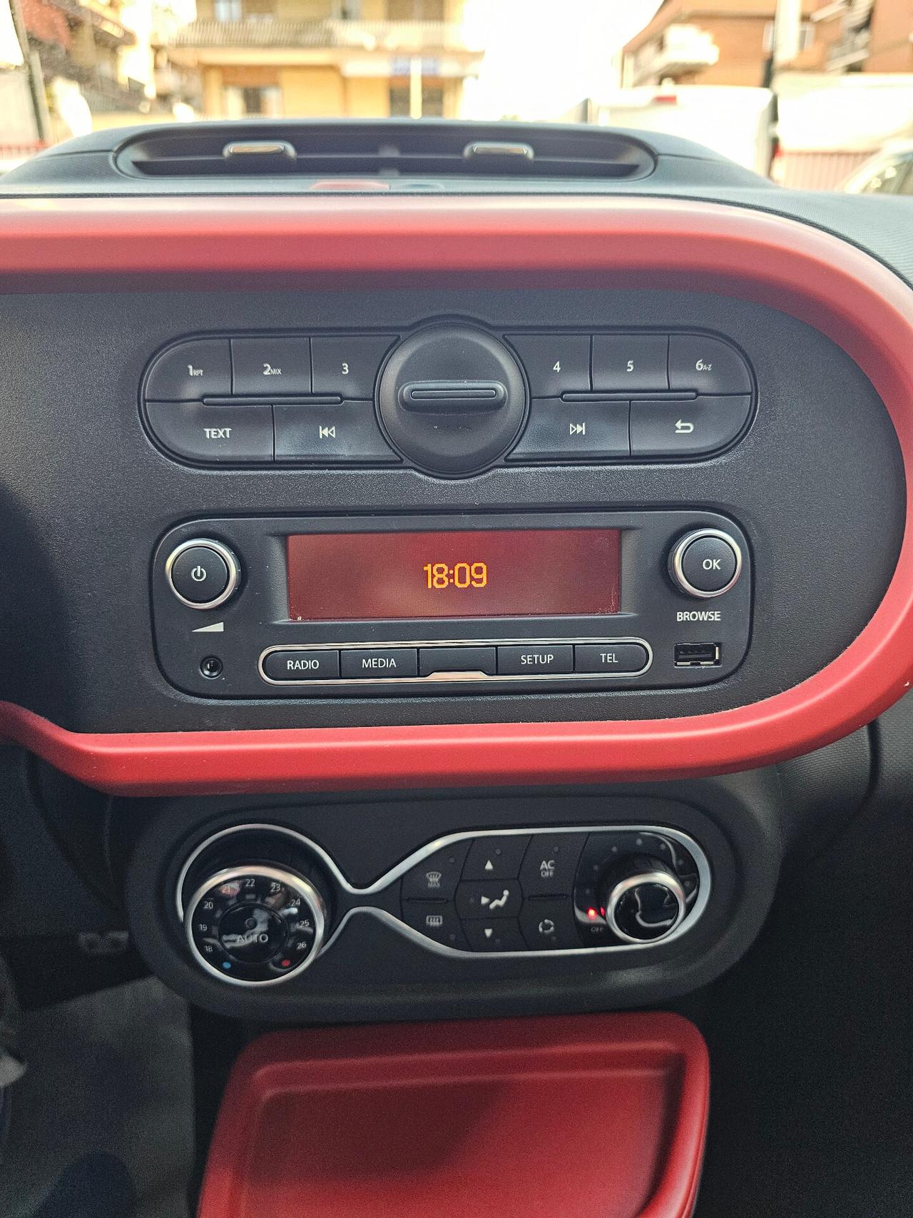 Renault Twingo 0.9 TCe 90 CV Stop&Start Energy Luxe TAGL UFF UNIPRO 16'
