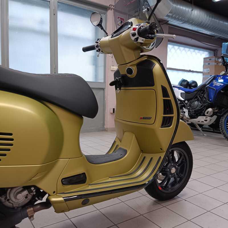 Vespa GTS 300 Super Sport - 2024