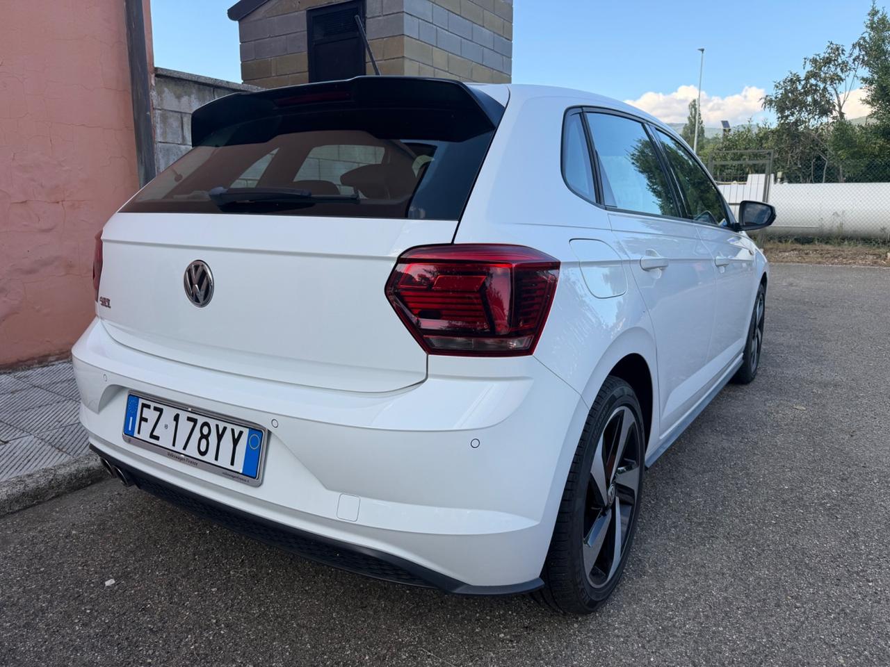 Volkswagen Polo GTI 2.0 200cv DSG