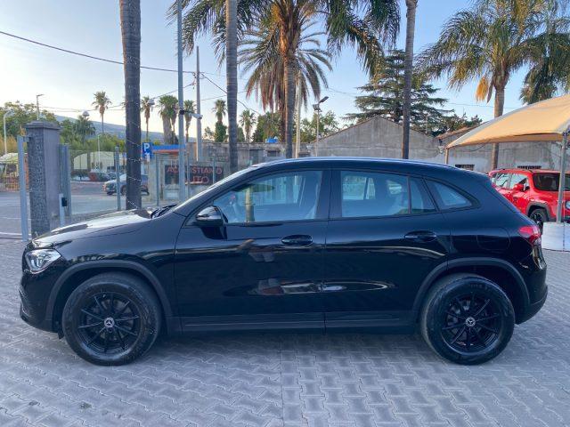 MERCEDES-BENZ GLA 180 d Automatic Sport