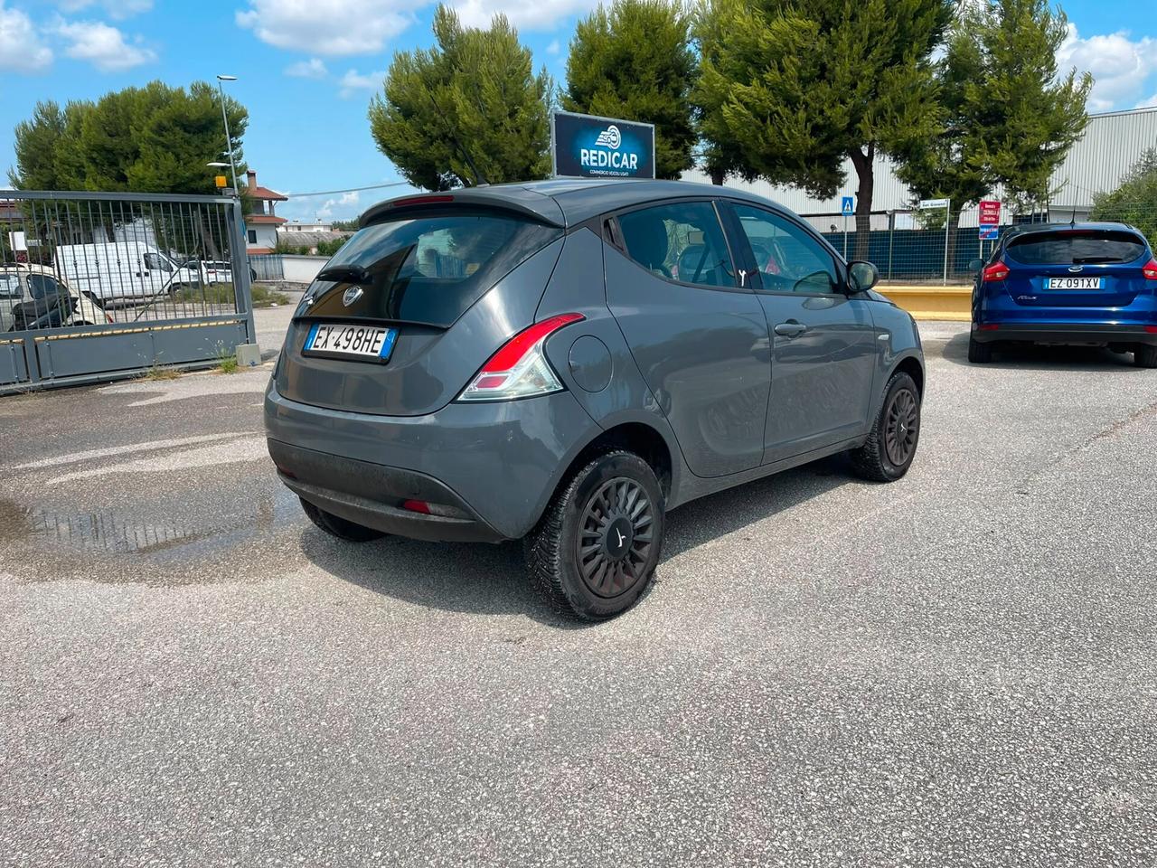 Lancia Ypsilon 0.9 TwinAir 85 CV 5 porte Metano Ecochic Elefantino