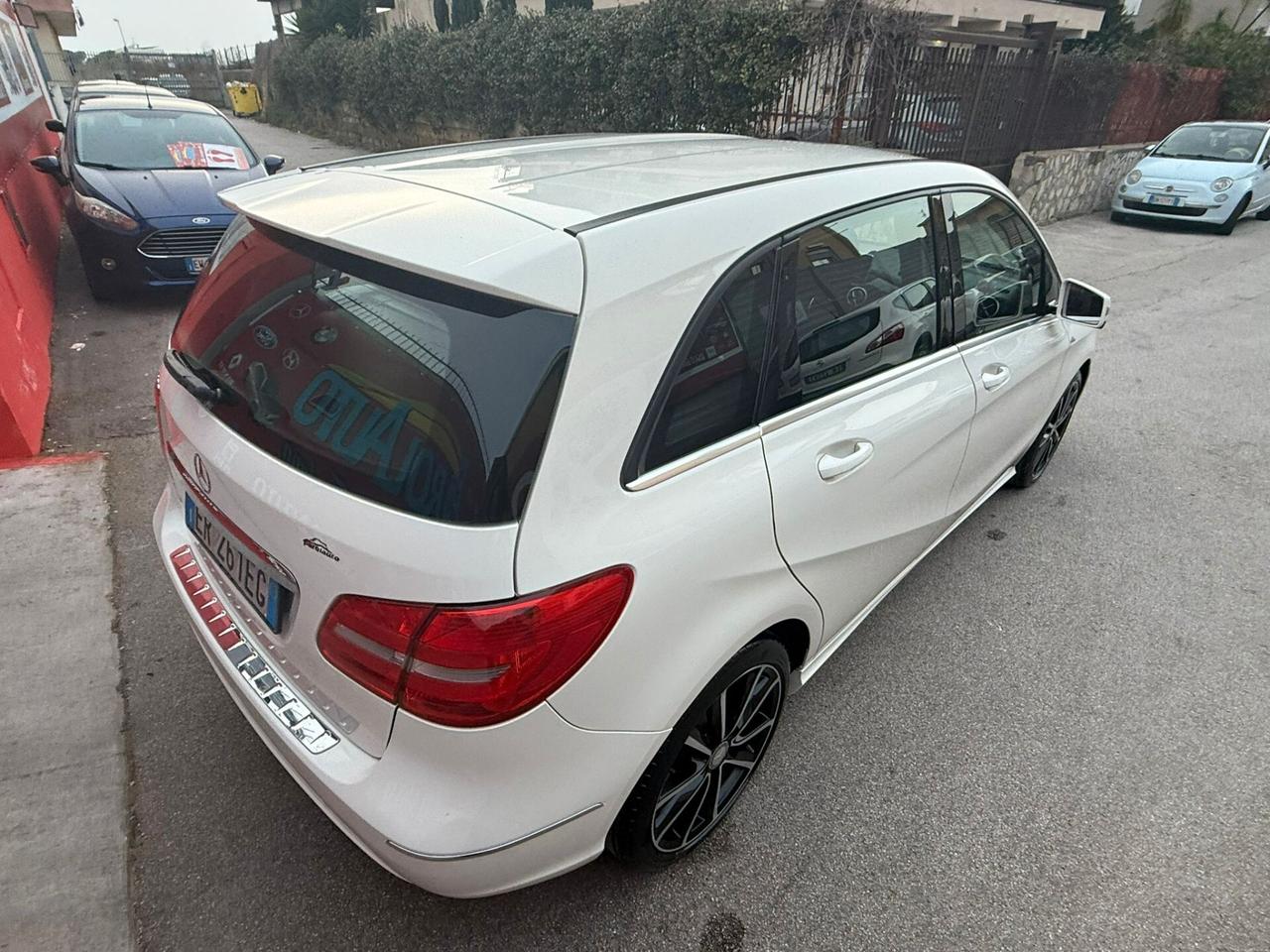 Mercedes-benz B 180 1.6 122cv Premium - 2013