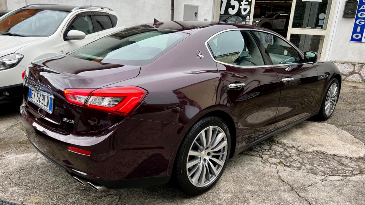 Maserati Ghibli V6 Diesel 250cv