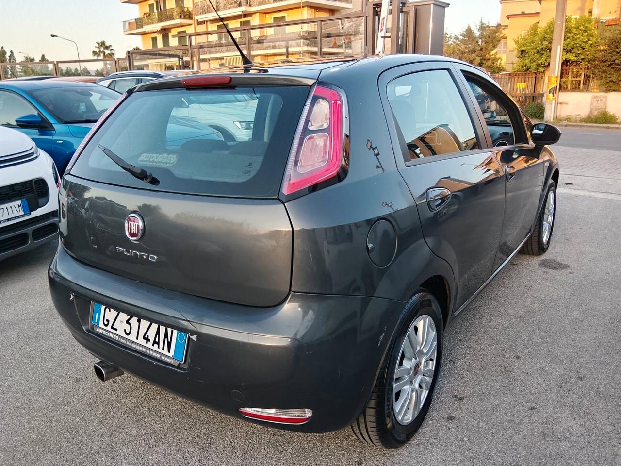 Fiat Punto 1.2 LOUNGE GPL