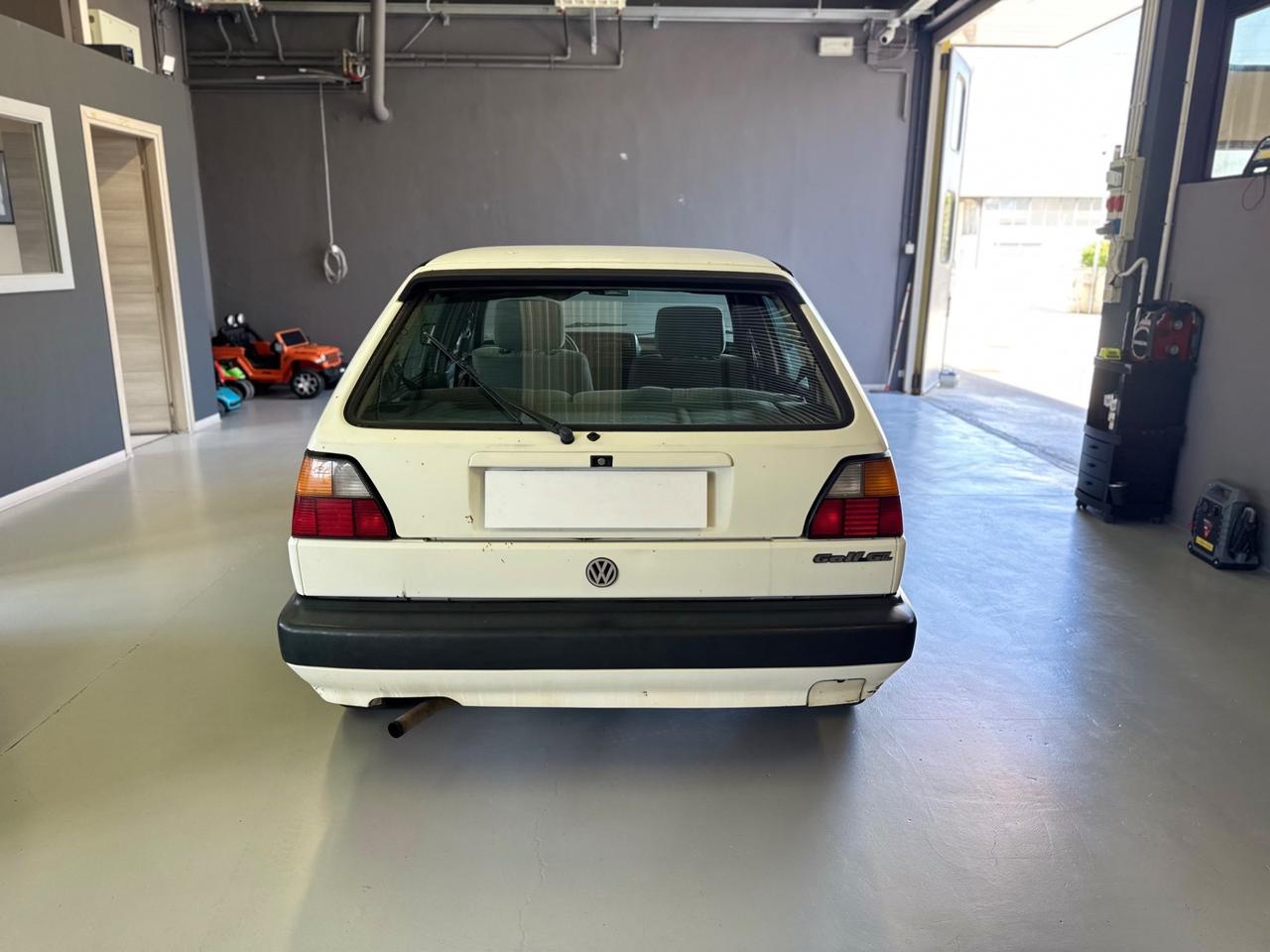 Volkswagen Golf 1600 cat 5 porte GL