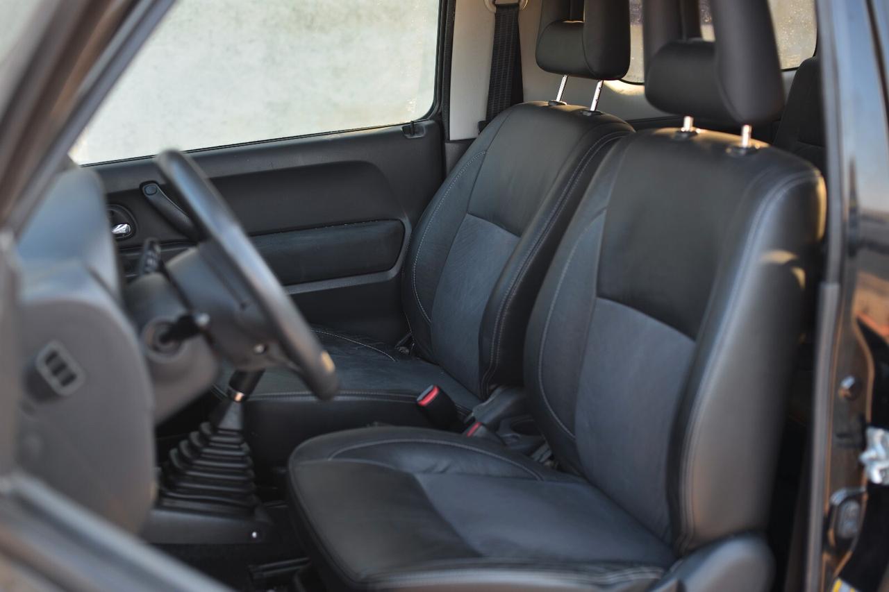 Suzuki Jimny 1.3i 16V cat 4WD JLX