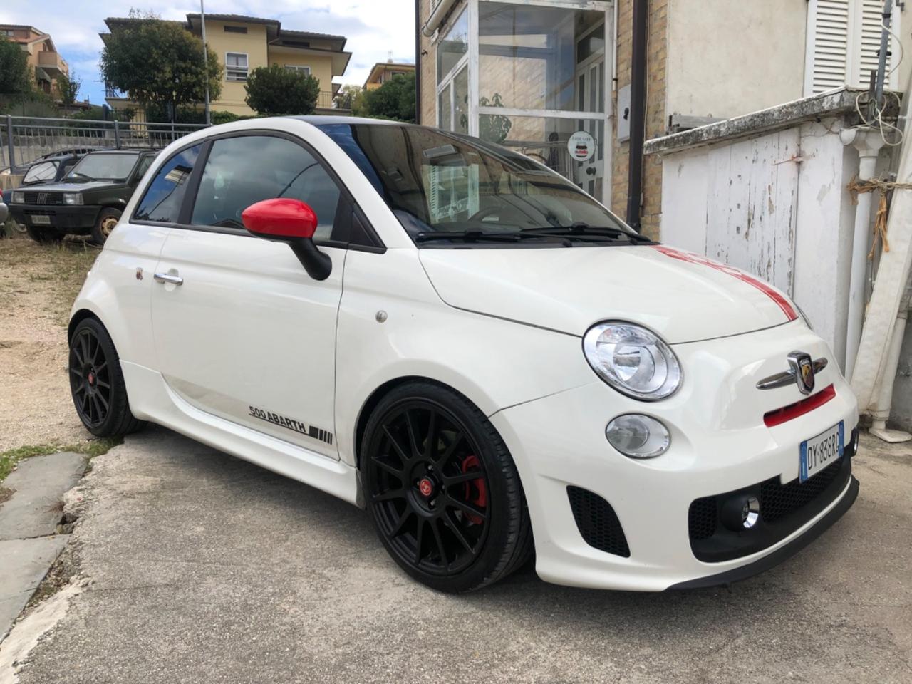 Abarth 500 1.4 Turbo T-Jet Esseesse