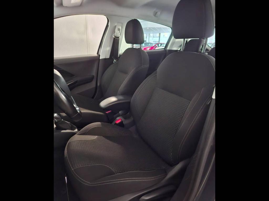Peugeot 208 5 Porte 1.2 PureTech Allure
