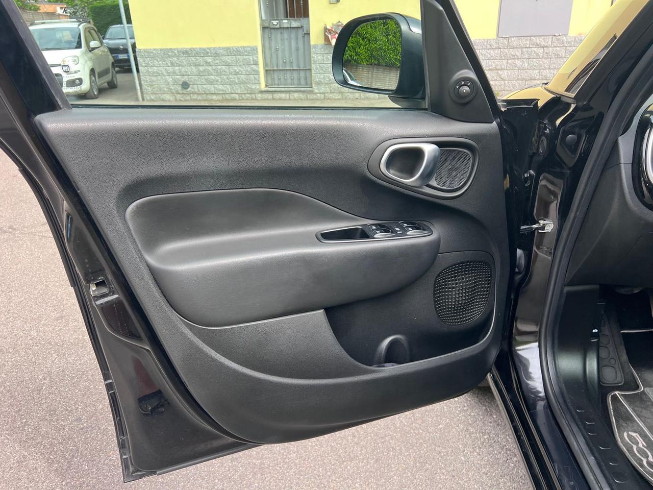Fiat 500L 1.6 Multijet 7 POSTI #10704