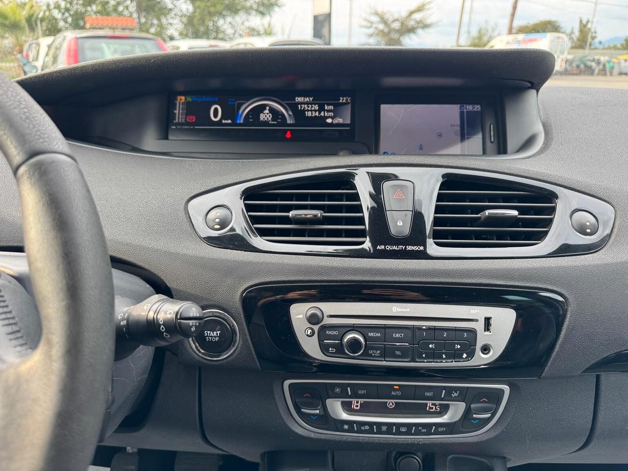 Renault Scenic XMOD 1.5 DCI 110CV 2012