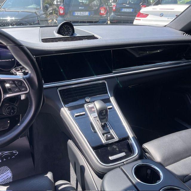 PORSCHE - Panamera - 4 E-Hybrid