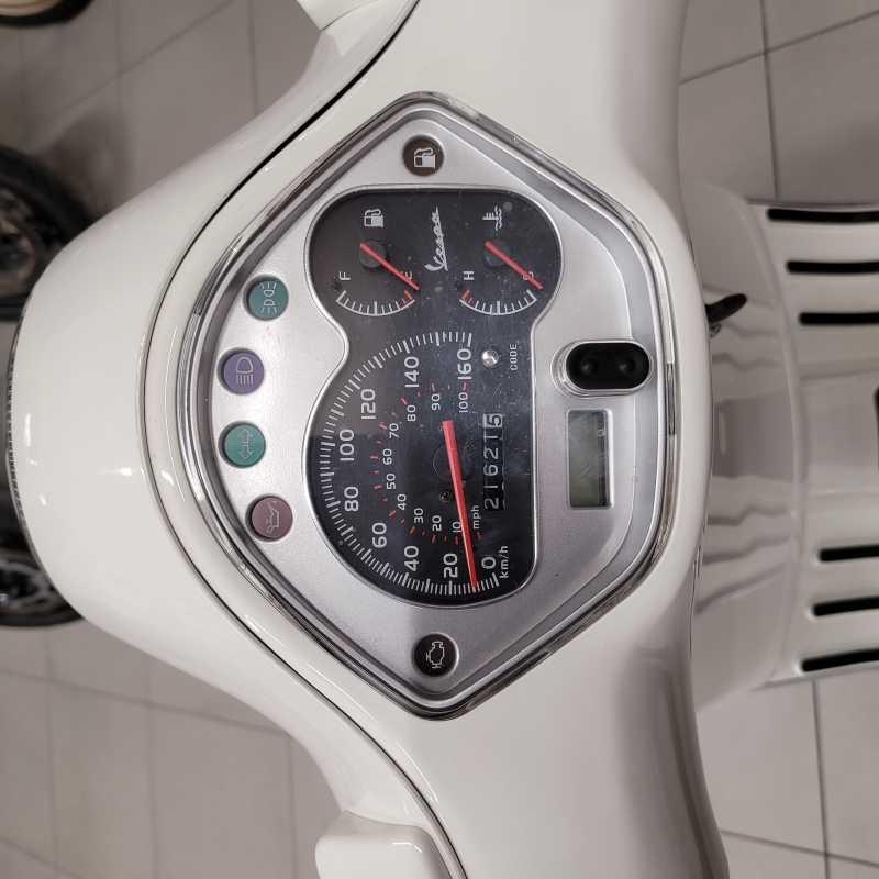 Vespa GTS 300 - 2012