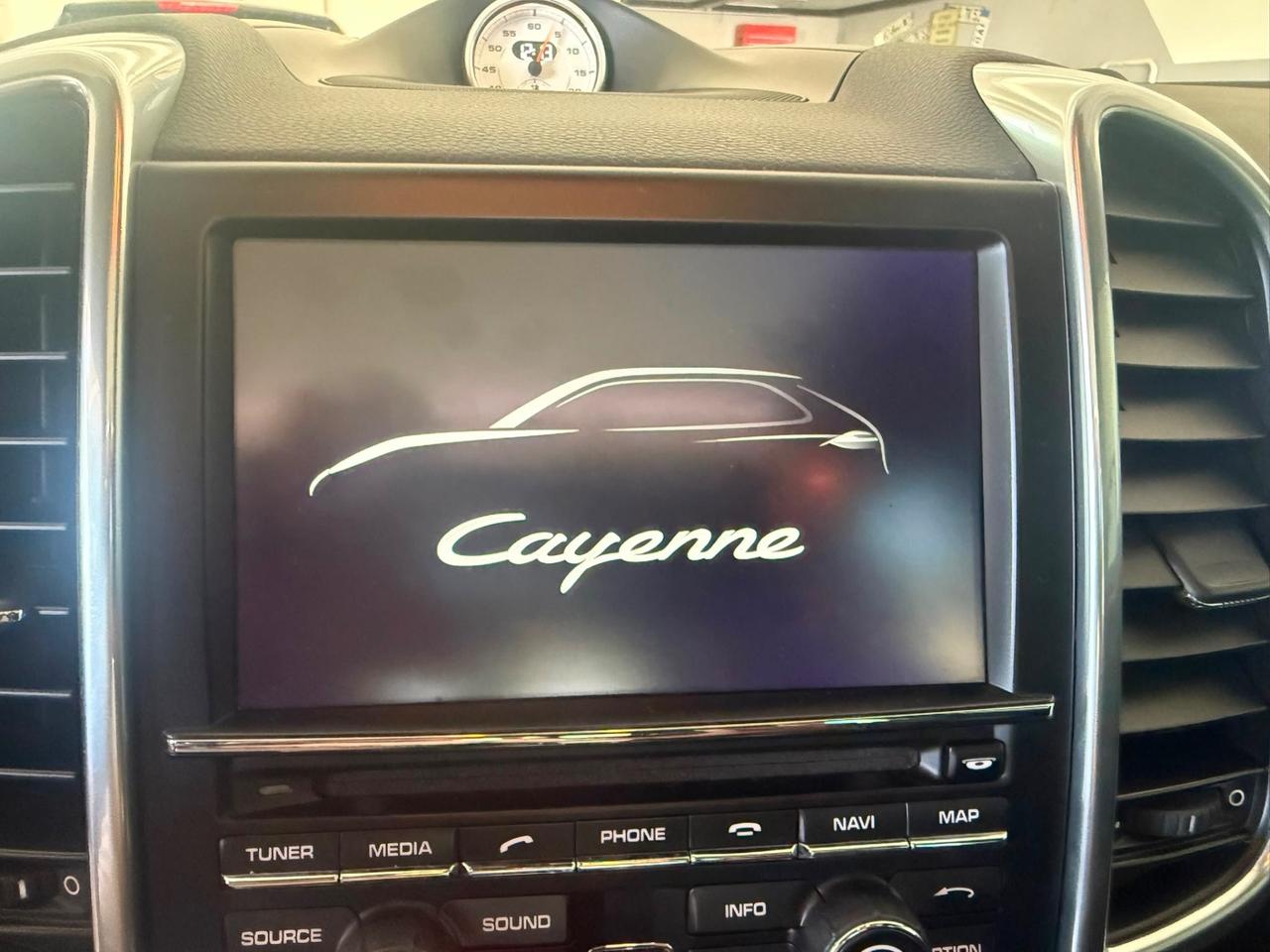 Porsche Cayenne Restilyng Tetto Fari Led