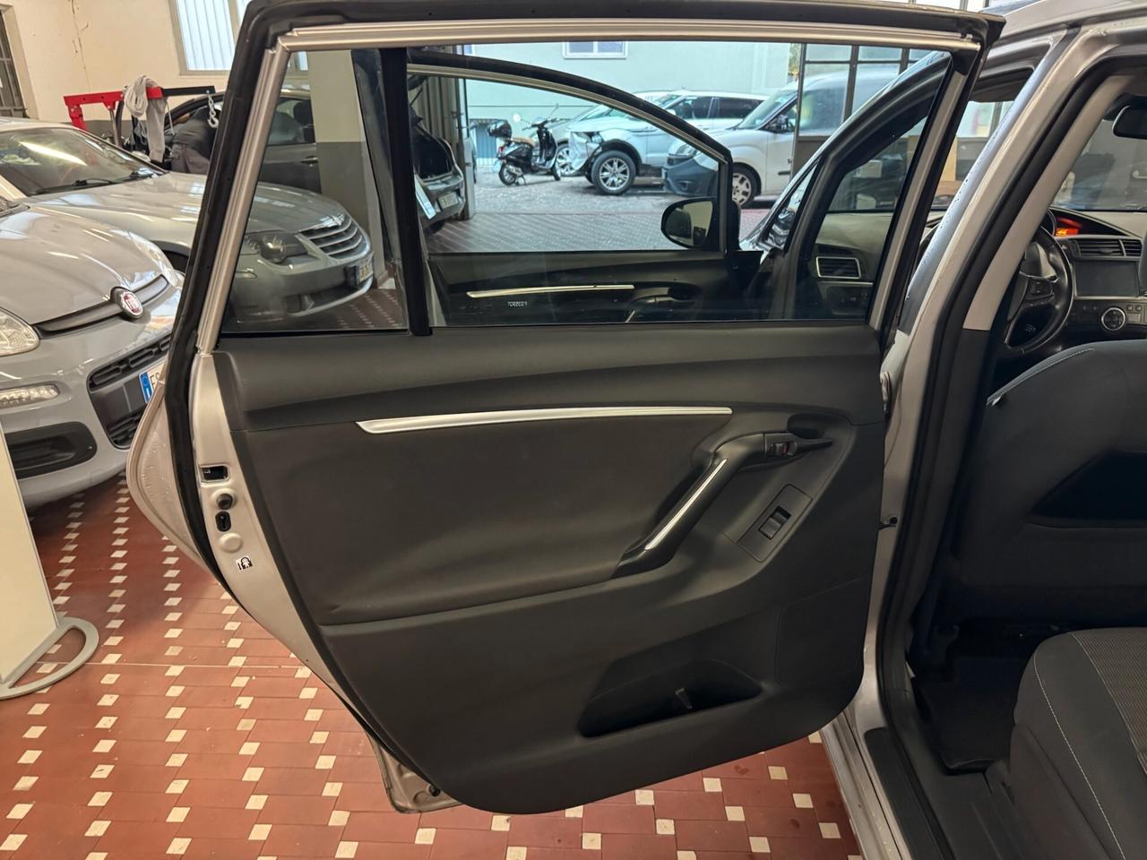 Toyota Verso 1.6 Style - UNICO PROPRIETARIO