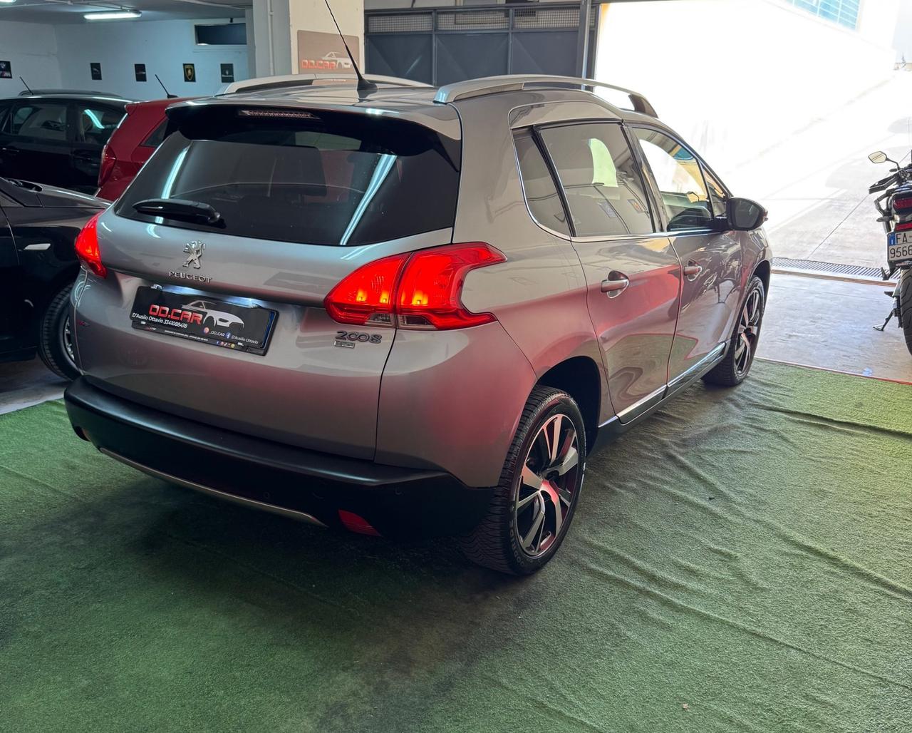 Peugeot 2008 1.6 e-HDi 92 CV Allestimento Allure top di gamma