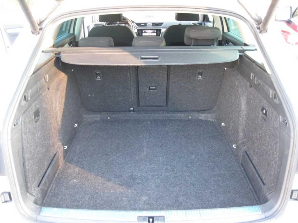 Skoda Superb Wagon 2.0 tdi evo Executive 122cv dsg