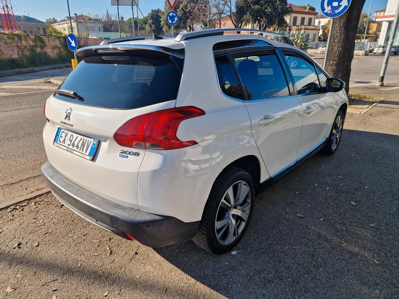 Peugeot 2008 1.6 e-HDi 92 CV Stop&Start Allure