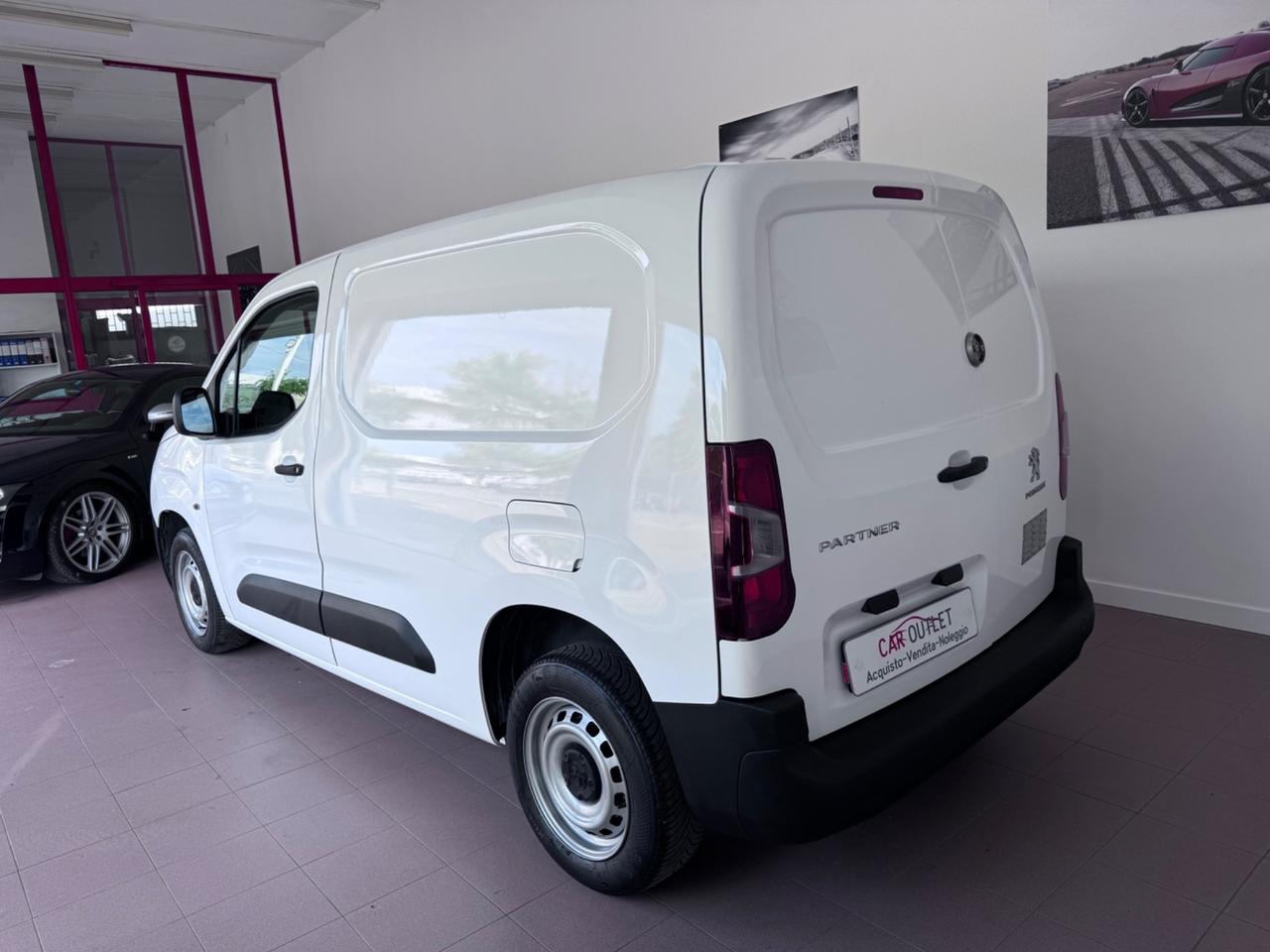 Peugeot Partner BlueHDi 100 S&S PC Furgone Pro