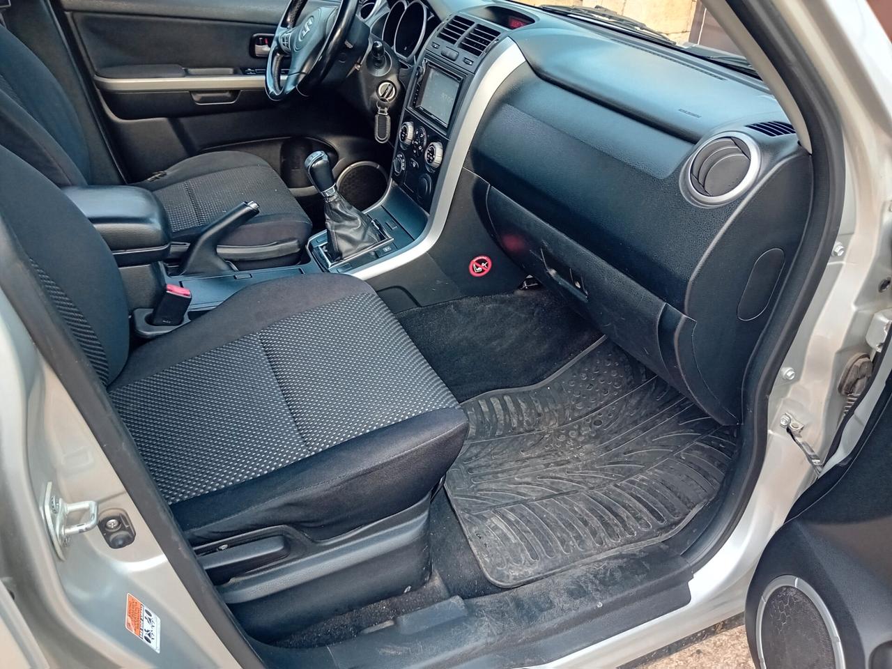 Suzuki Grand Vitara 2.0 turbodiesel 16V cat S.W. Autocarro
