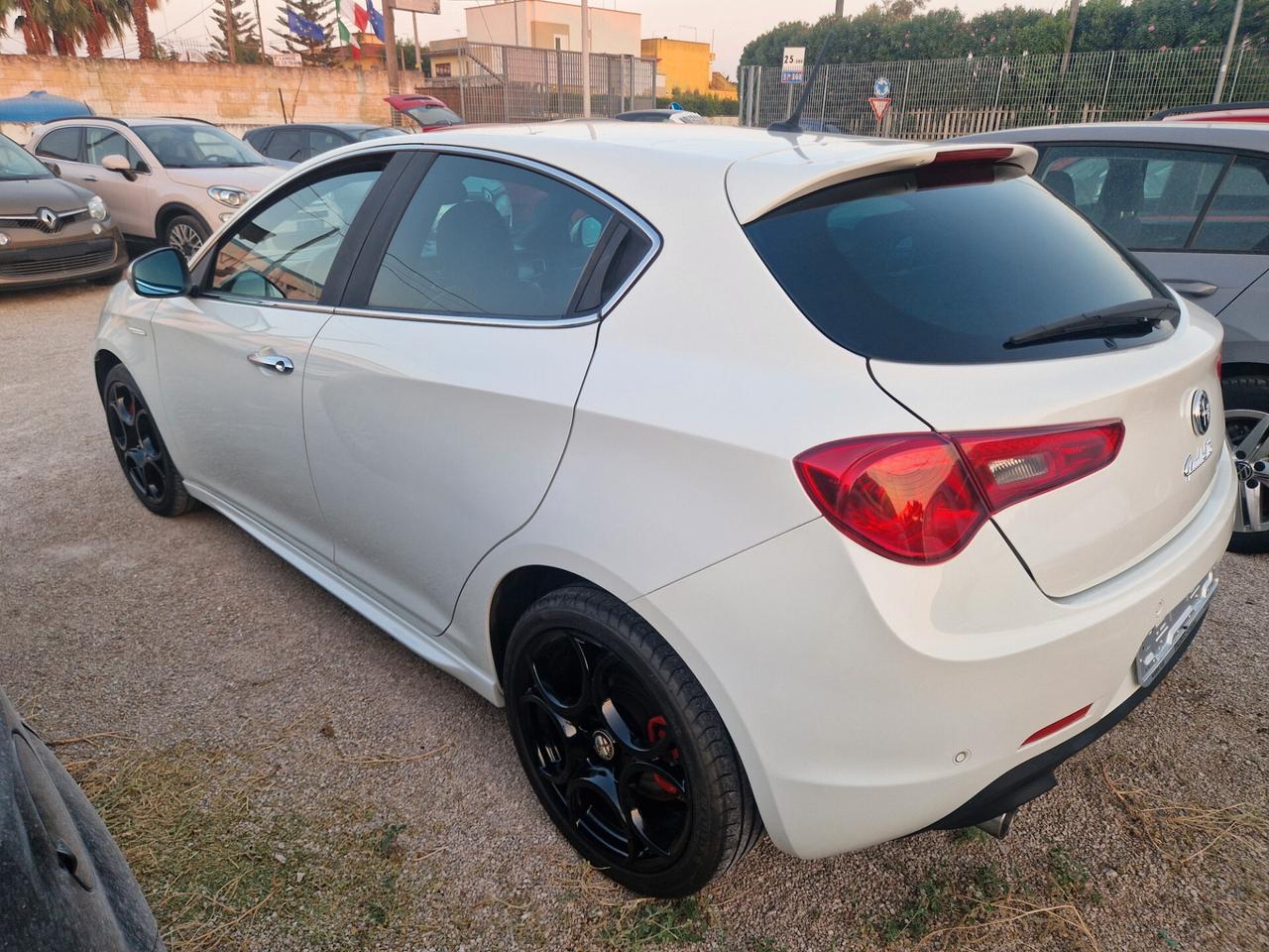 Alfa Romeo Giulietta 1.6 105 CV - 2010