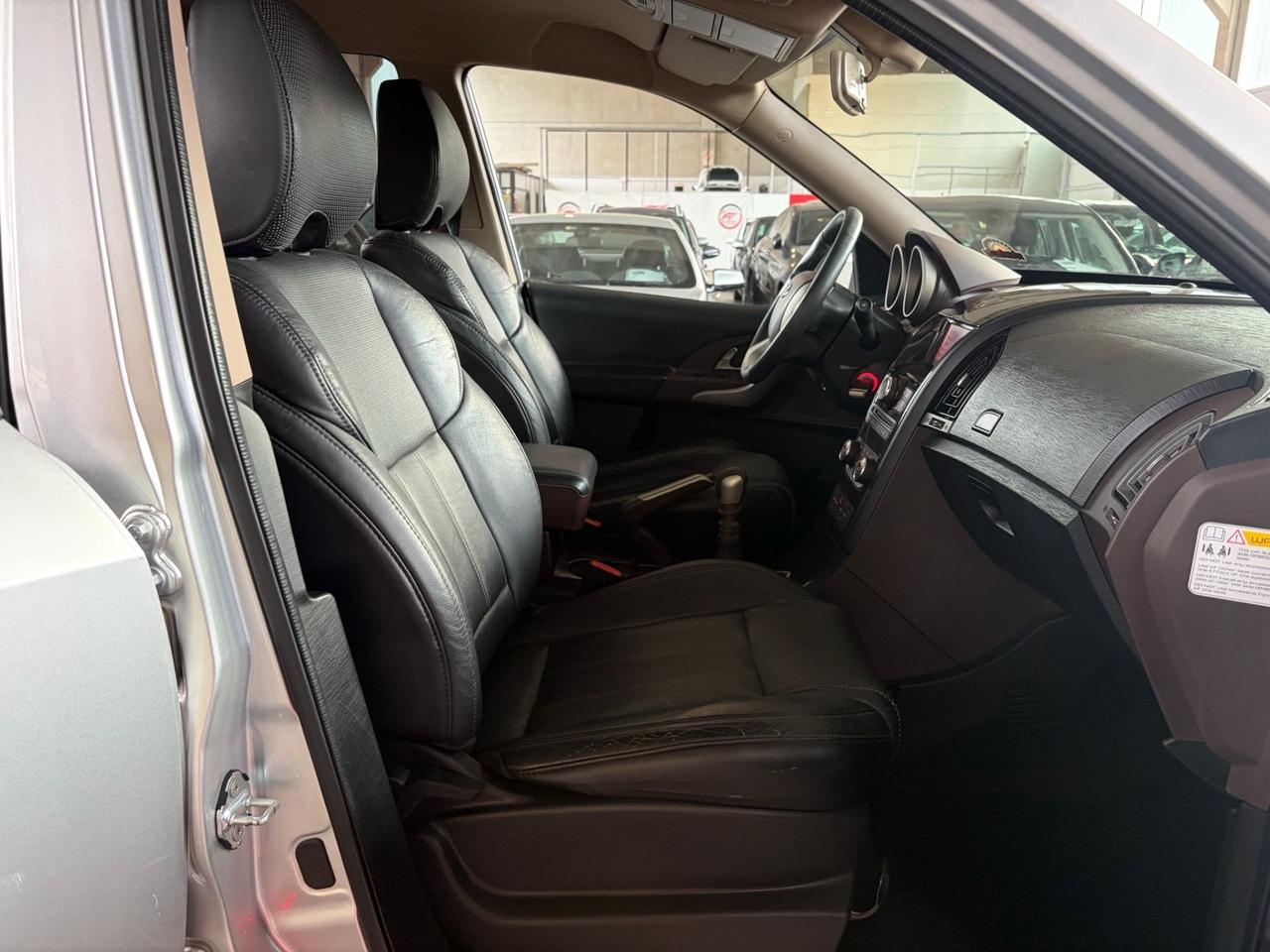 Mahindra XUV500 2.2 16V AWD W8