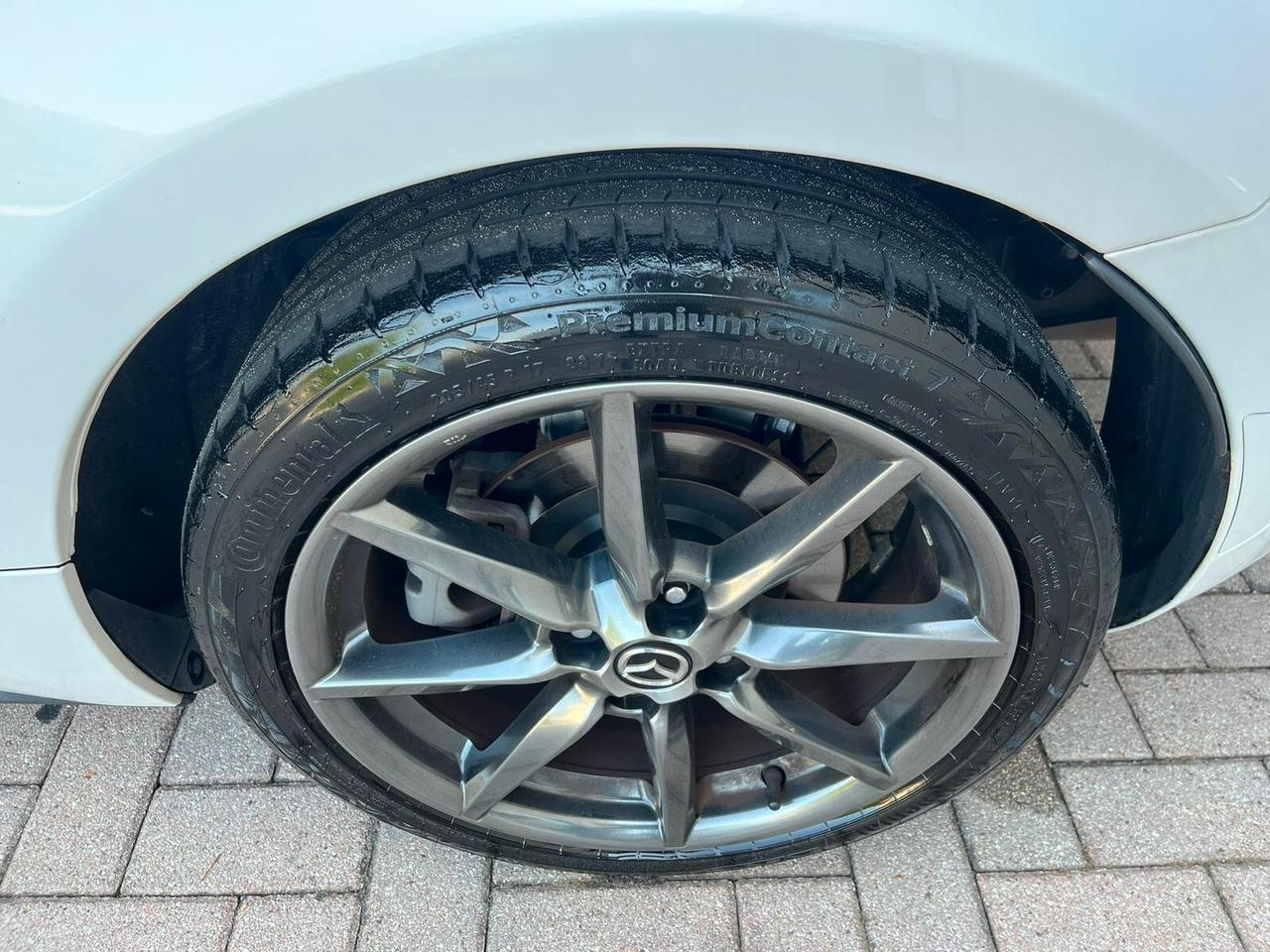 Mazda MX-5 2.0L Skyactiv-G Sport