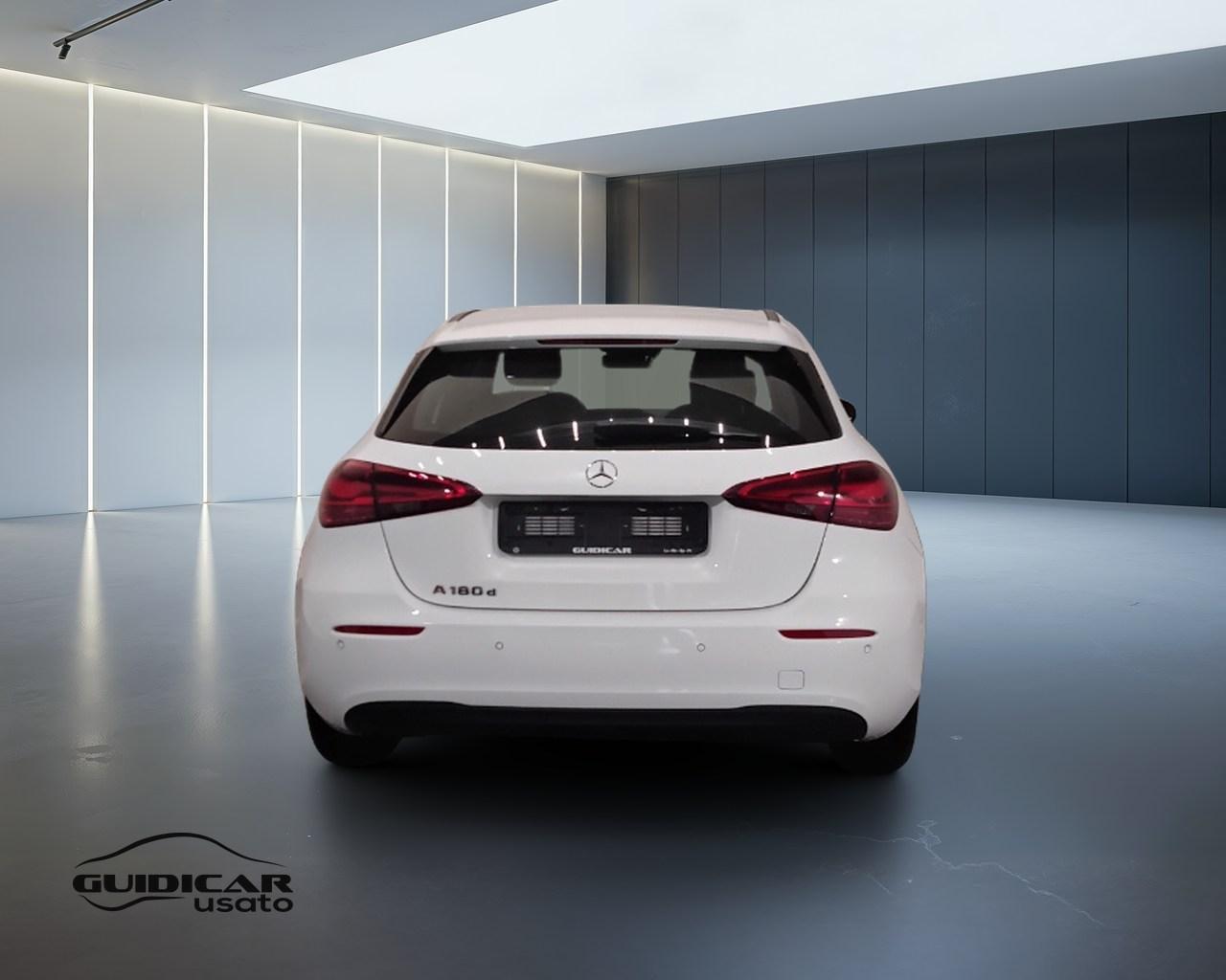 Mercedes-Benz Classe A - W177 2023 - A 180 d Advanced auto