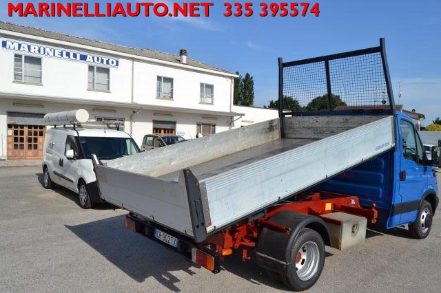 IVECO Daily 35C9 2.8 TDI RIBALTABILE TRILATERALE