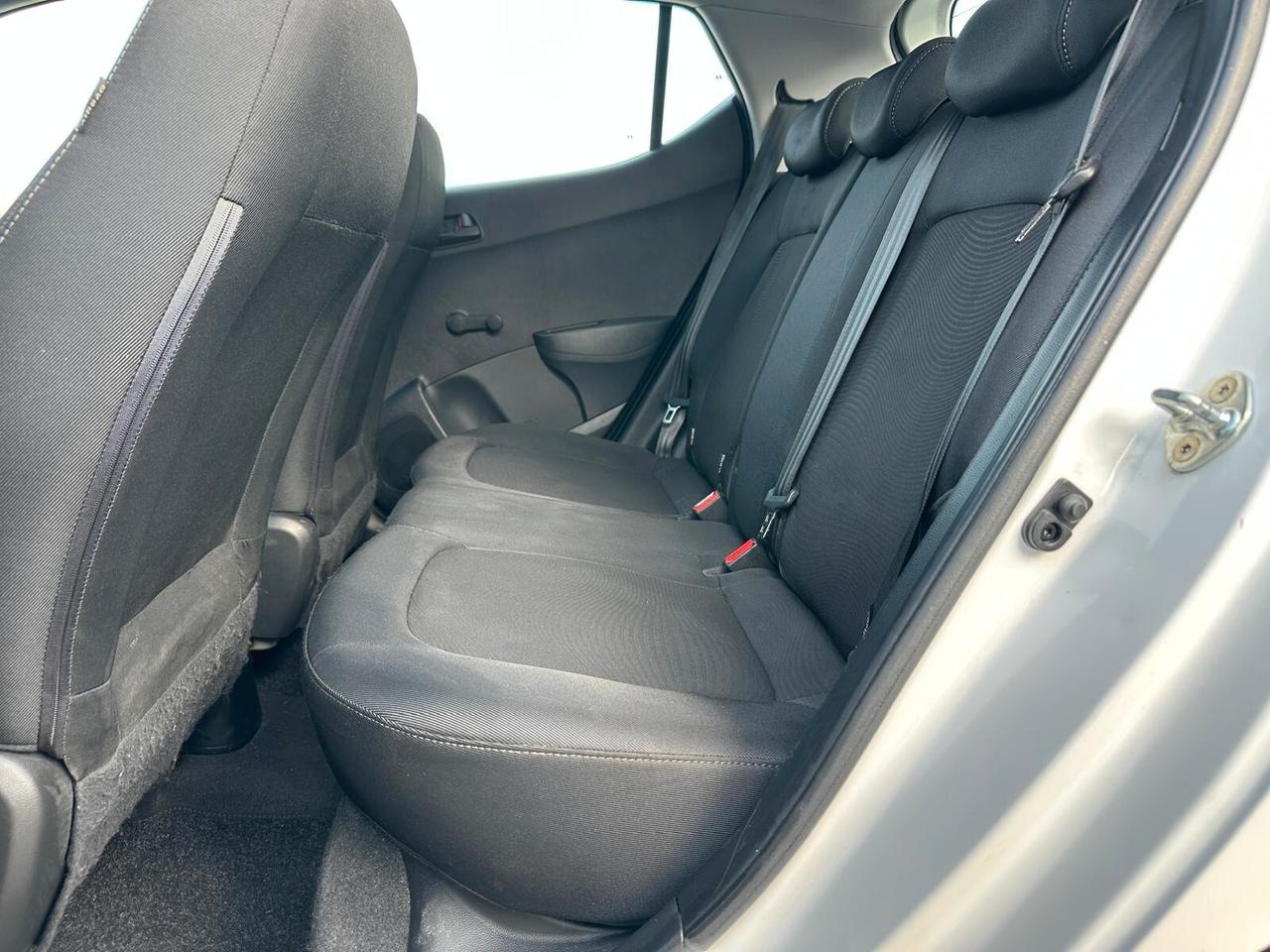 Hyundai i10 Benzina Automatica