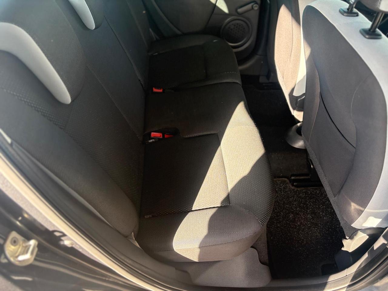 Renault Clio Storia 1.2 16V 5 porte Confort