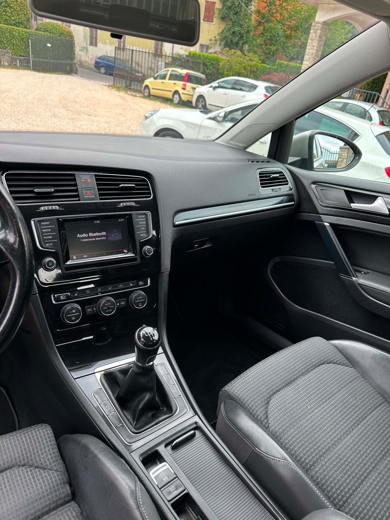 Volkswagen GOLF 2.0 TDI 5p. HIGHLINE SEDILI PELLE KMCERT