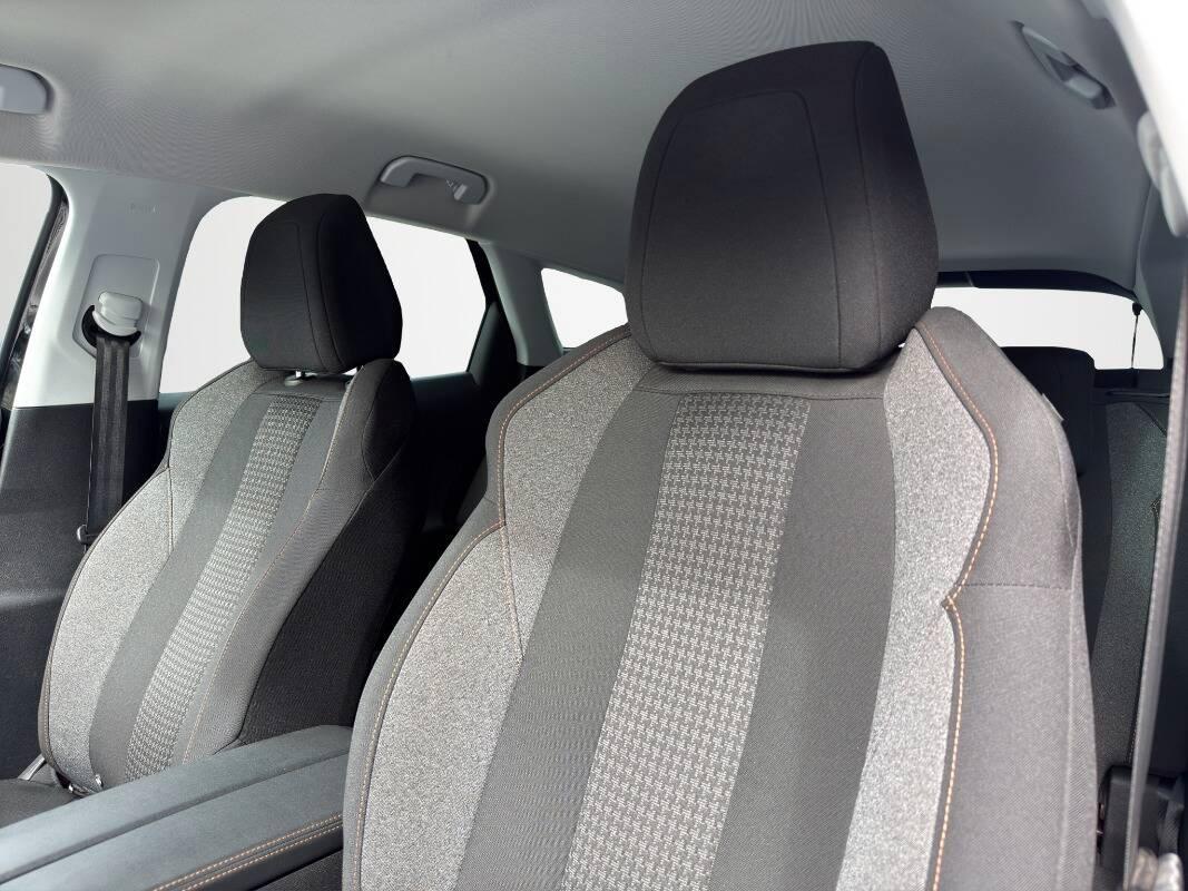 Peugeot 3008 1.5 bluehdi Allure s&s 130cv eat8