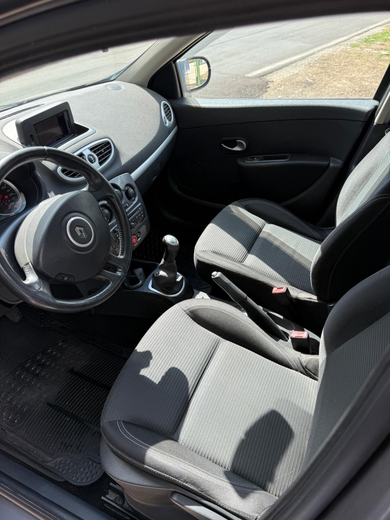 Renault Clio 1.2 16V 5 porte GPL Dynamique neopate