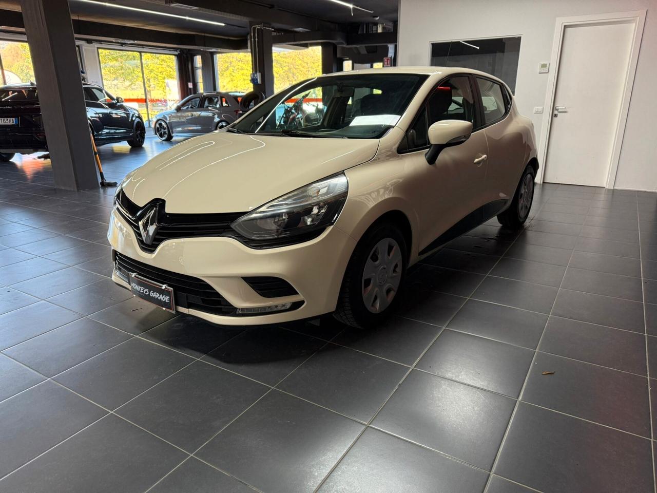 Renault Clio 1.2 75CV 5 porte Intens