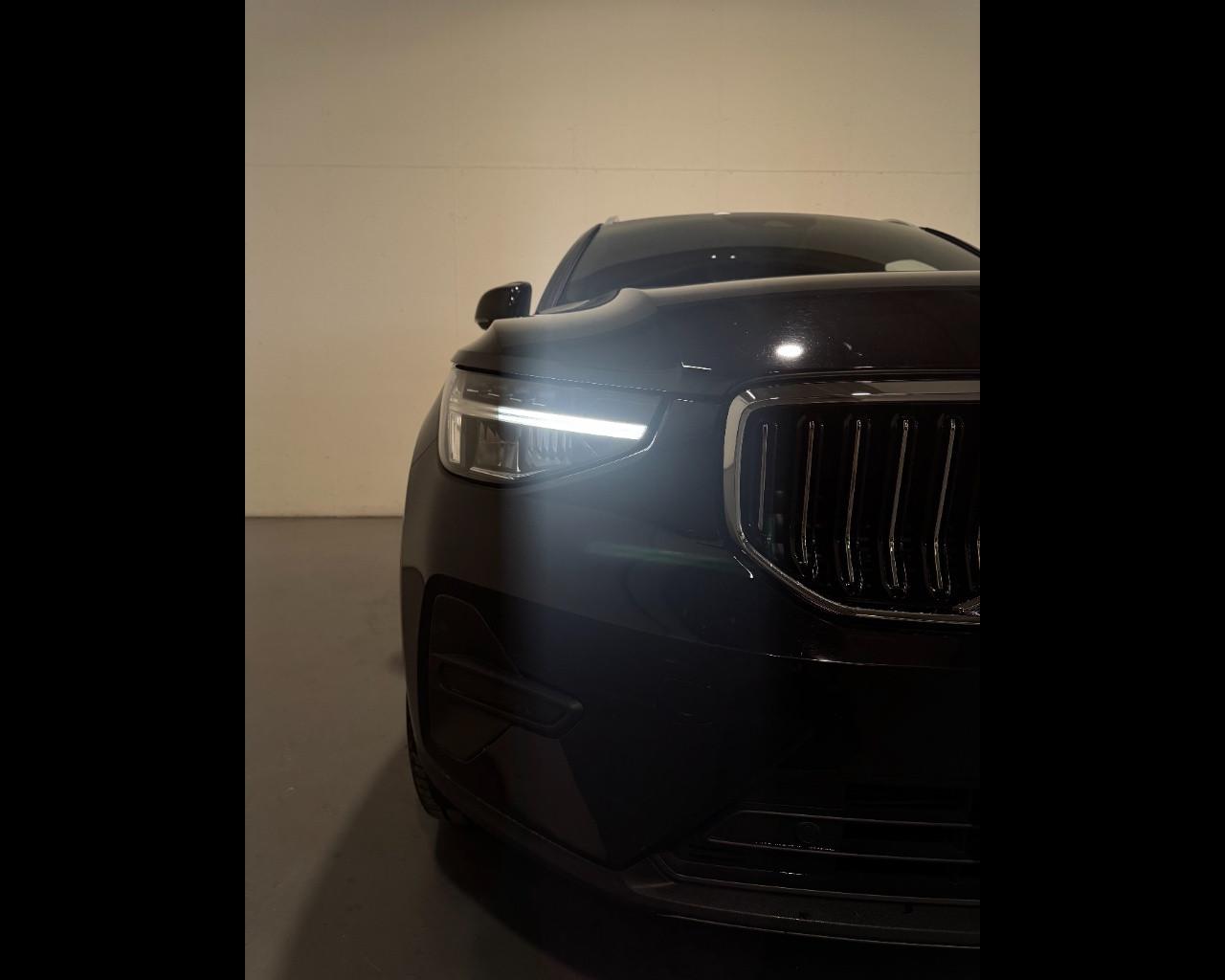 VOLVO XC40 T4 RECHARGE CORE AUTO