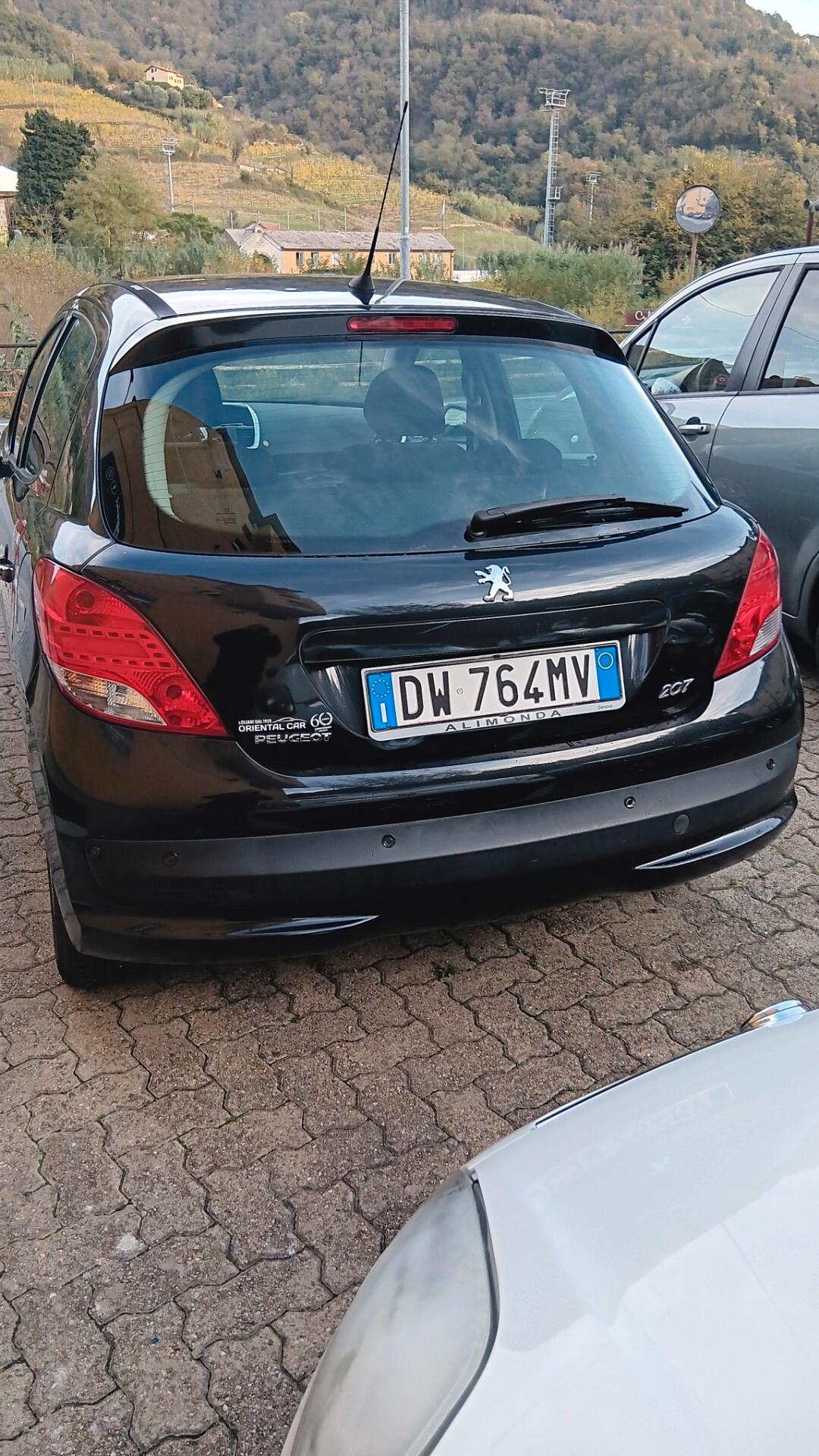 Peugeot 207 1.4 VTi 95CV 5p. XS