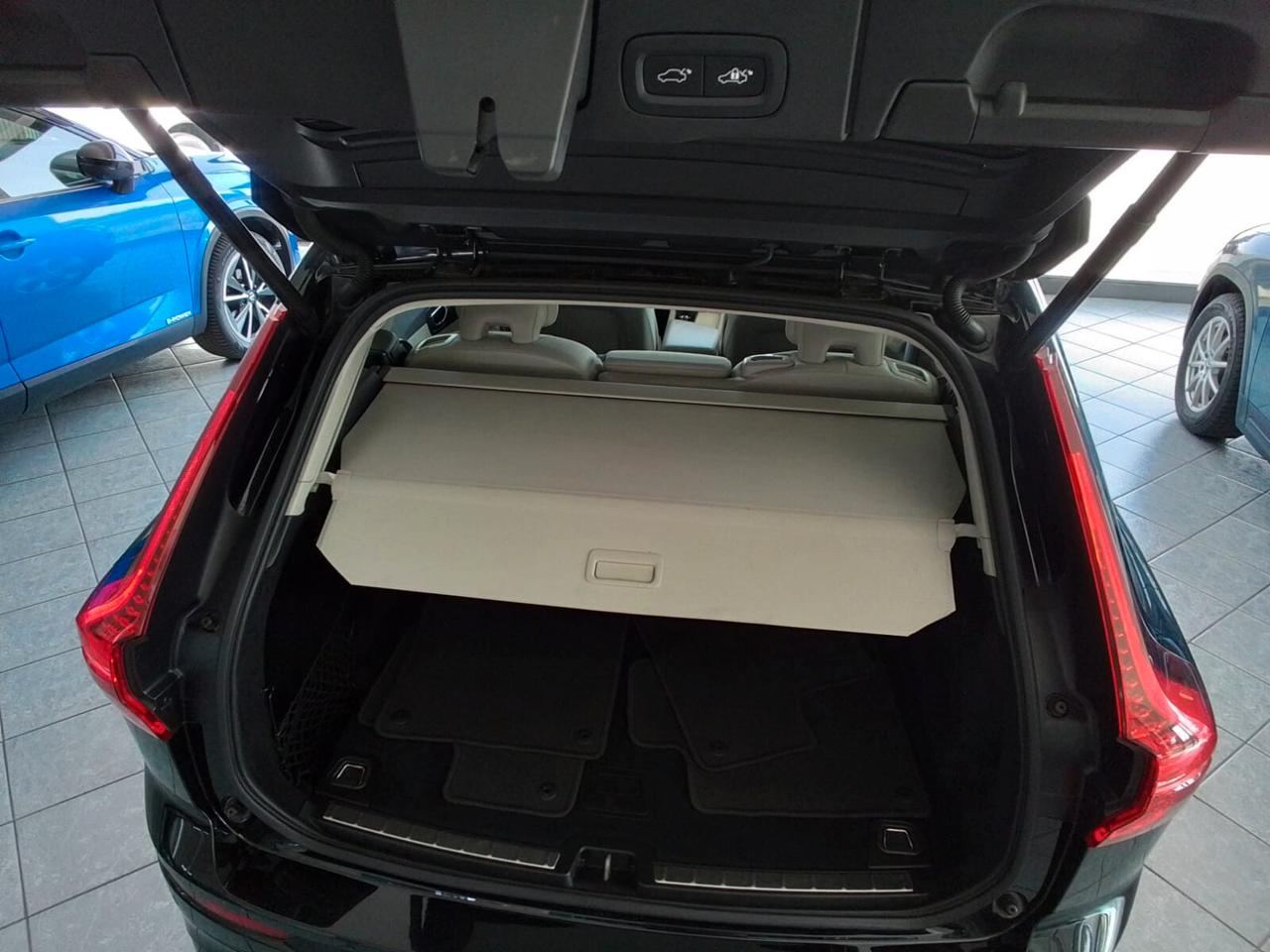 Volvo XC60 B4 197cv AWD Automatico Core