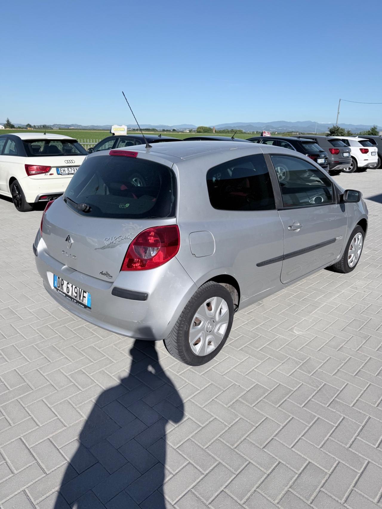Renault Clio Storia 1.2 3p. Gran Confort Van