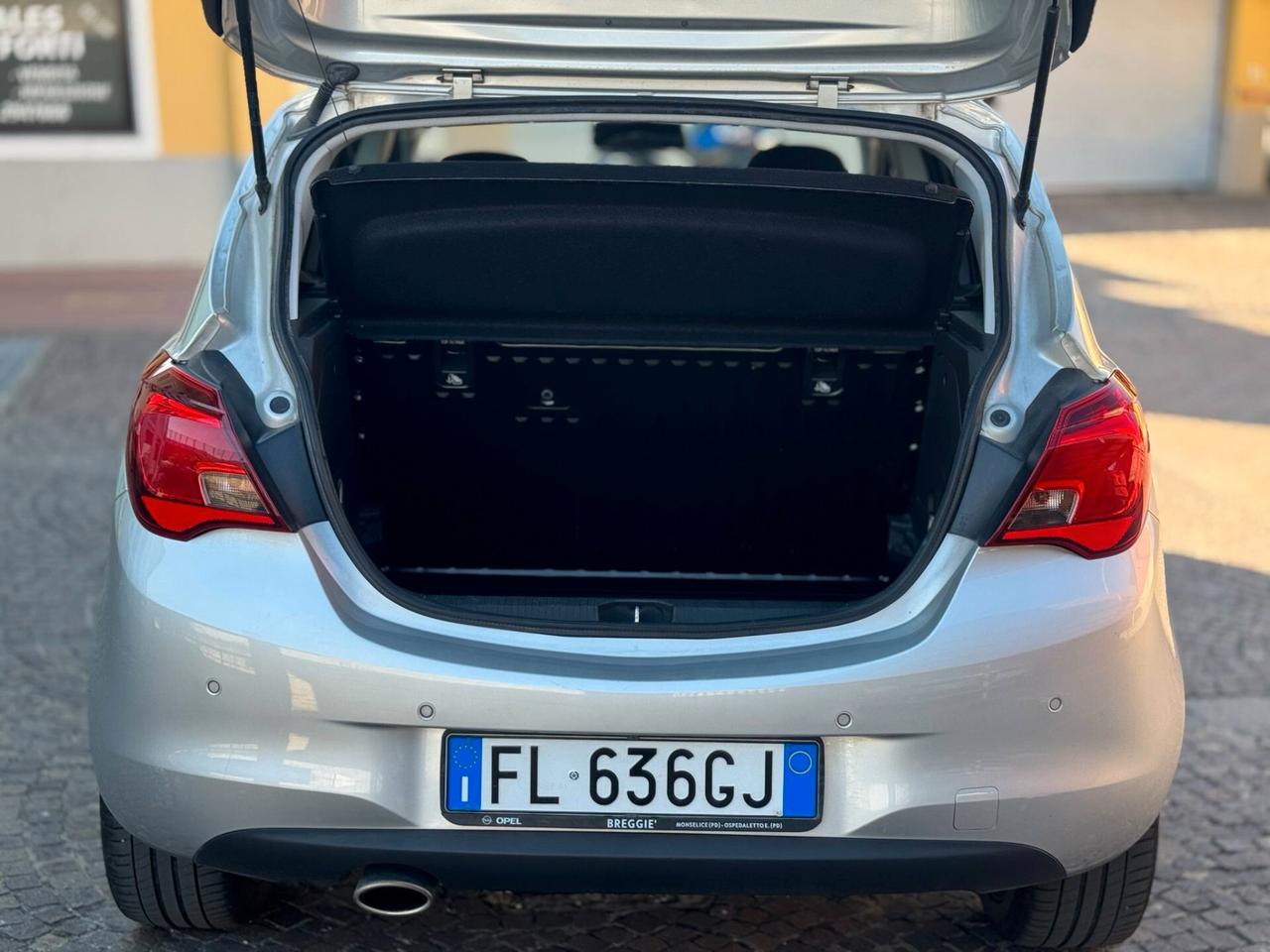 Opel Corsa 1.4 90CV GPL Tech 5 porte Innovation