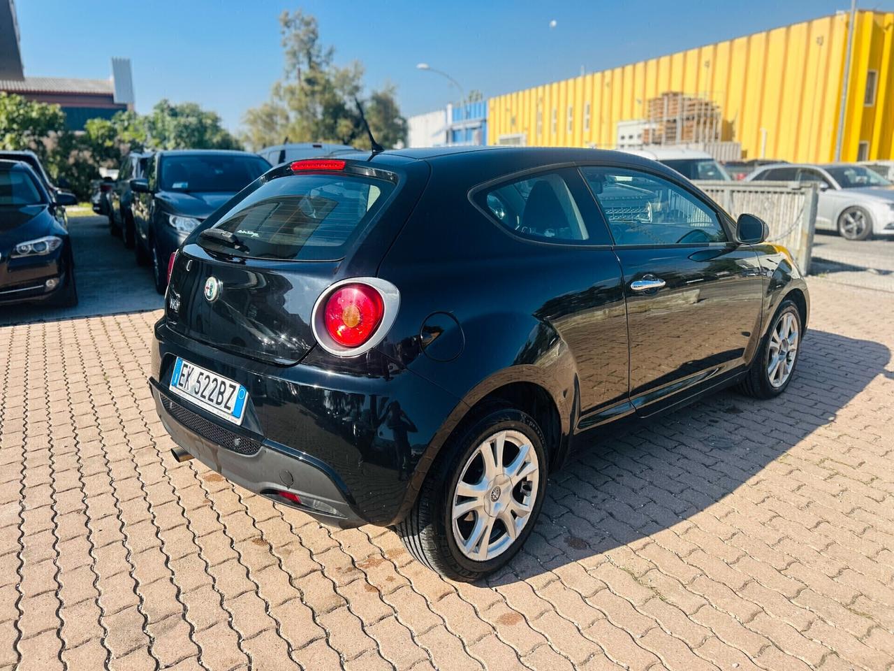 Alfa Romeo MiTo 1.3 JTDm-2 95 CV S&S Distinctive Sport Pack