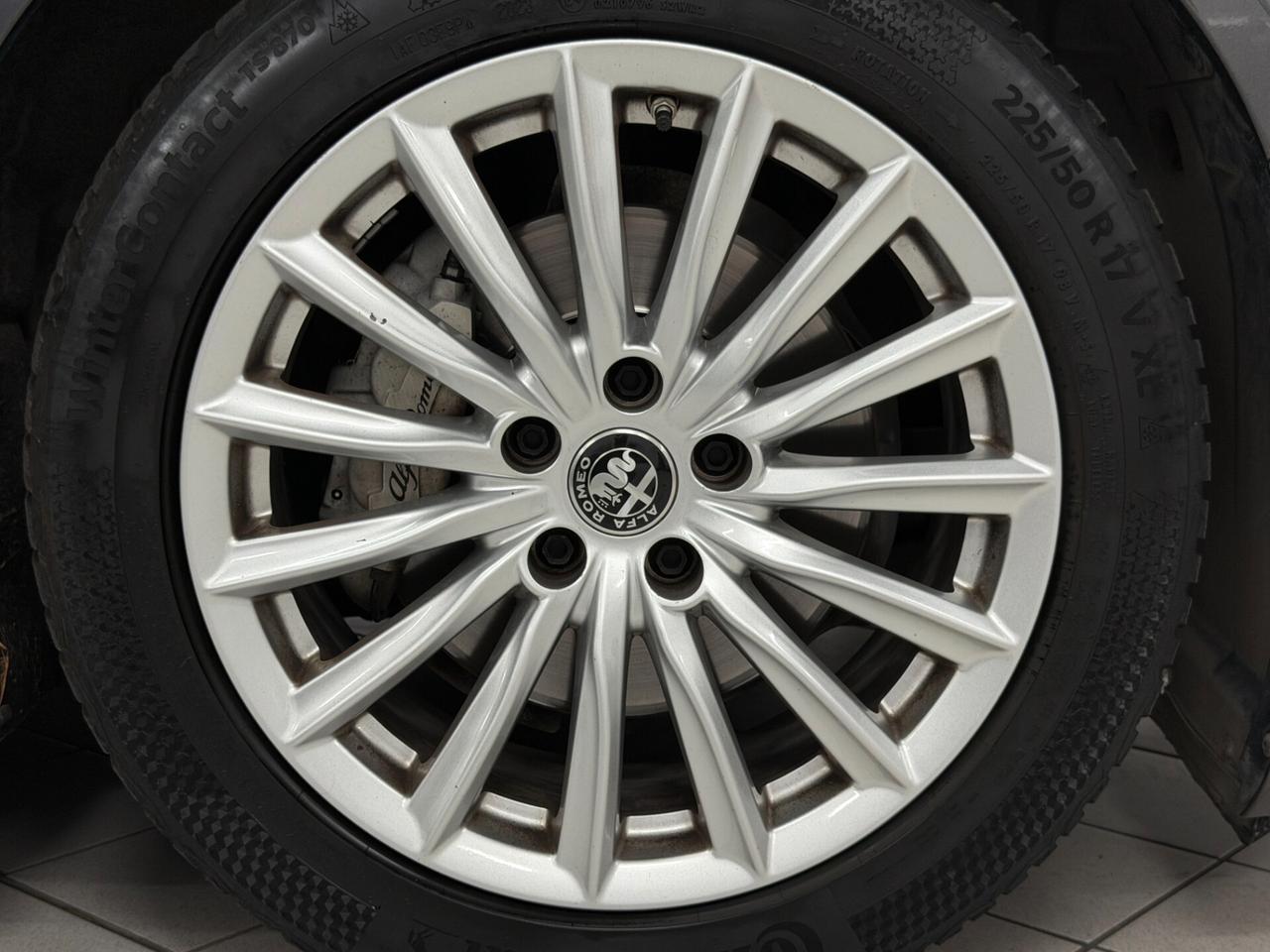 Alfa Romeo Giulia 2.2 Turbodiesel 160 CV AT8 Super Business