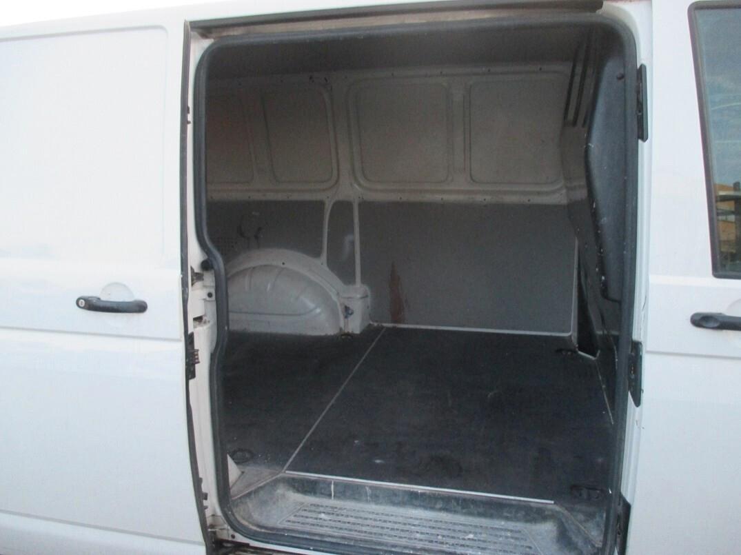 Volkswagen Transporter 2.0 TDI 102 CV 3 POSTI