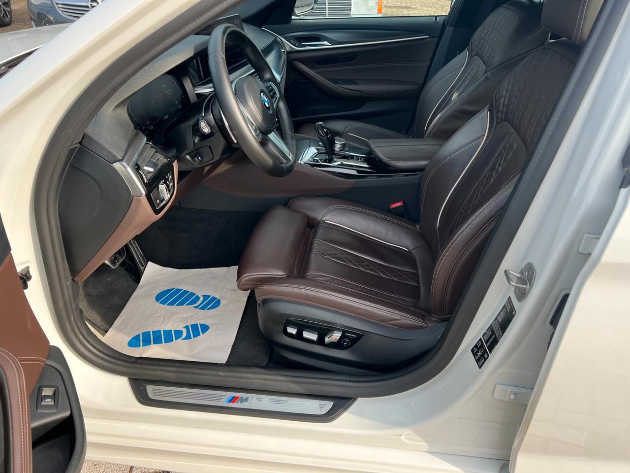 BMW 540 d Touring mhev 48V xdrive Msport