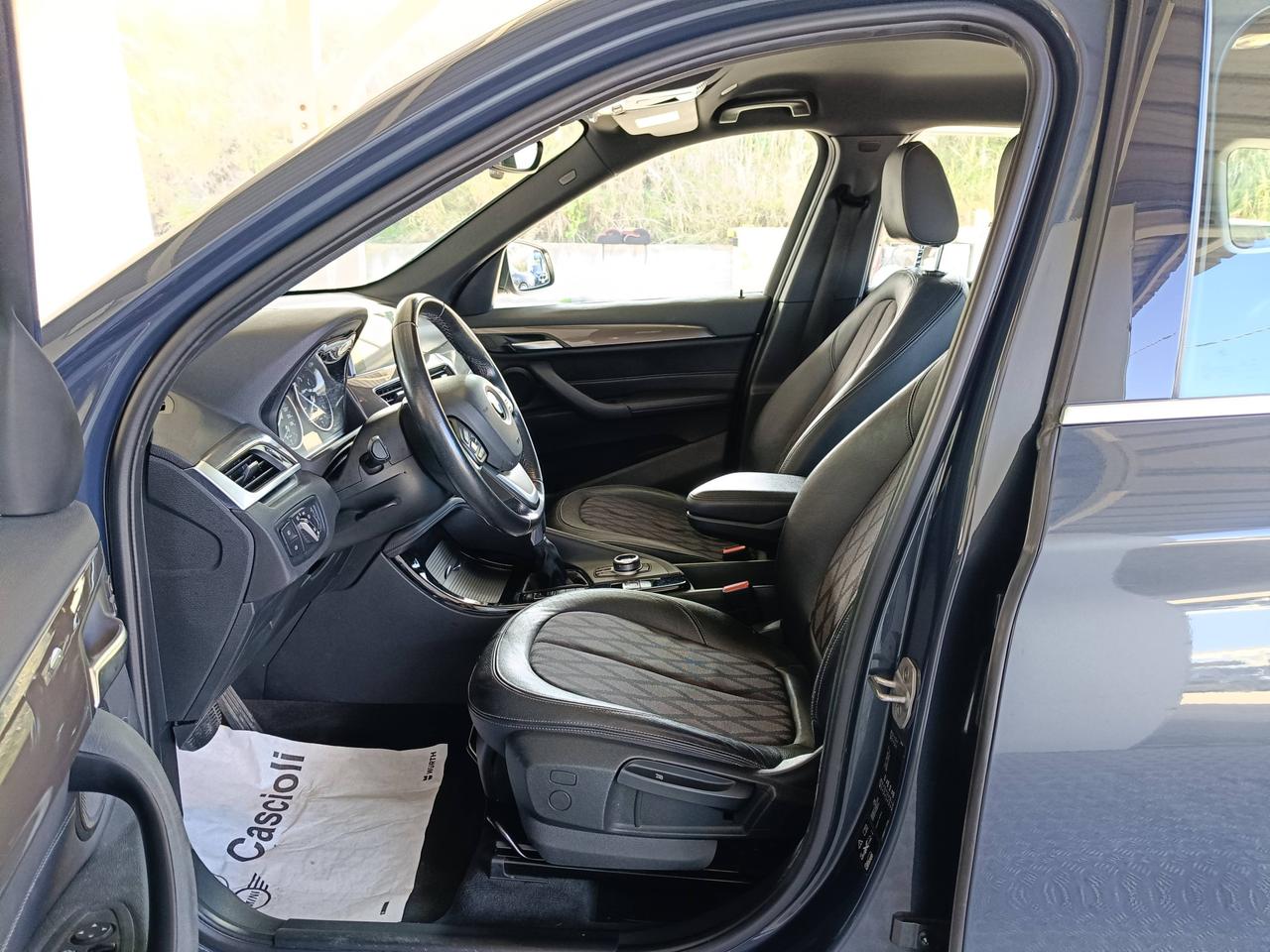 BMW X1 F48 - X1 xdrive18d xLine auto