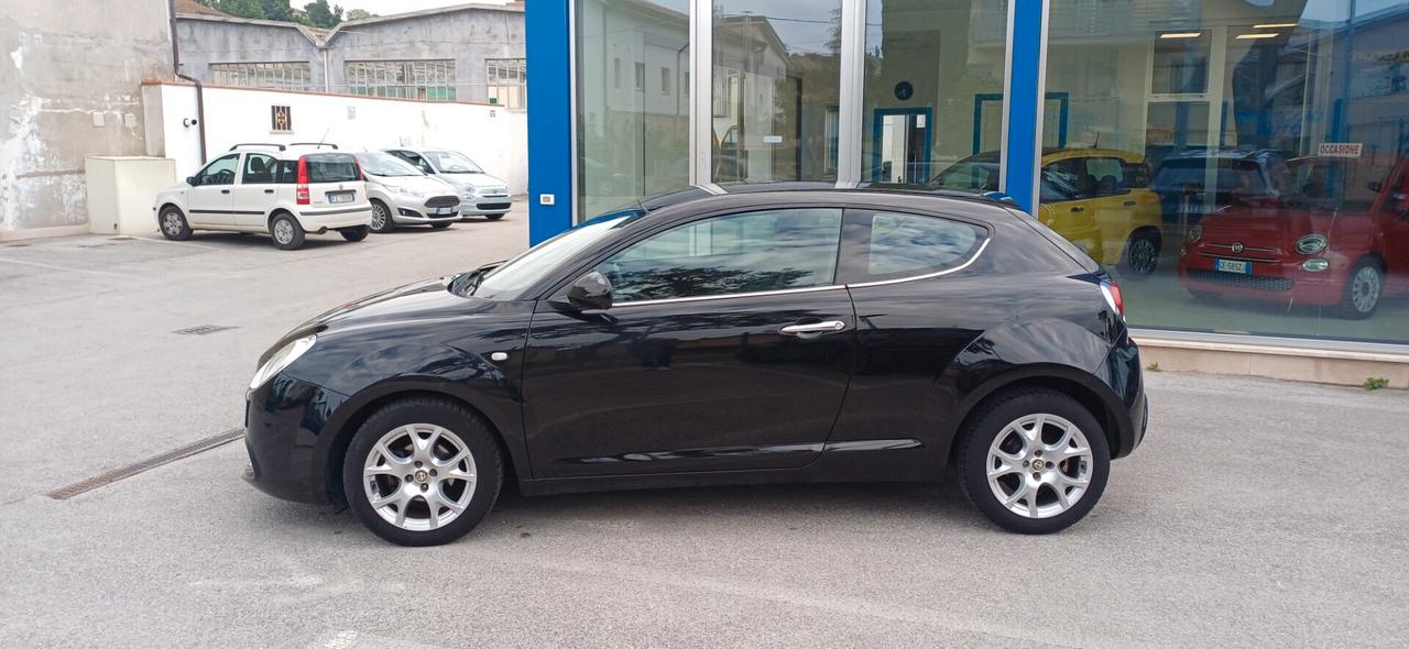 Alfa Romeo MiTo 1.4 105 CV M.air S&S Distinctive Sport Pack