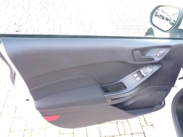 Ford Fiesta 1.5 EcoBlue 5 porte Business