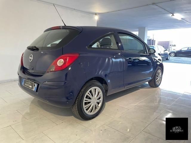 OPEL CORSA 2014 GPL DI SERIE X NEOPATENTATI