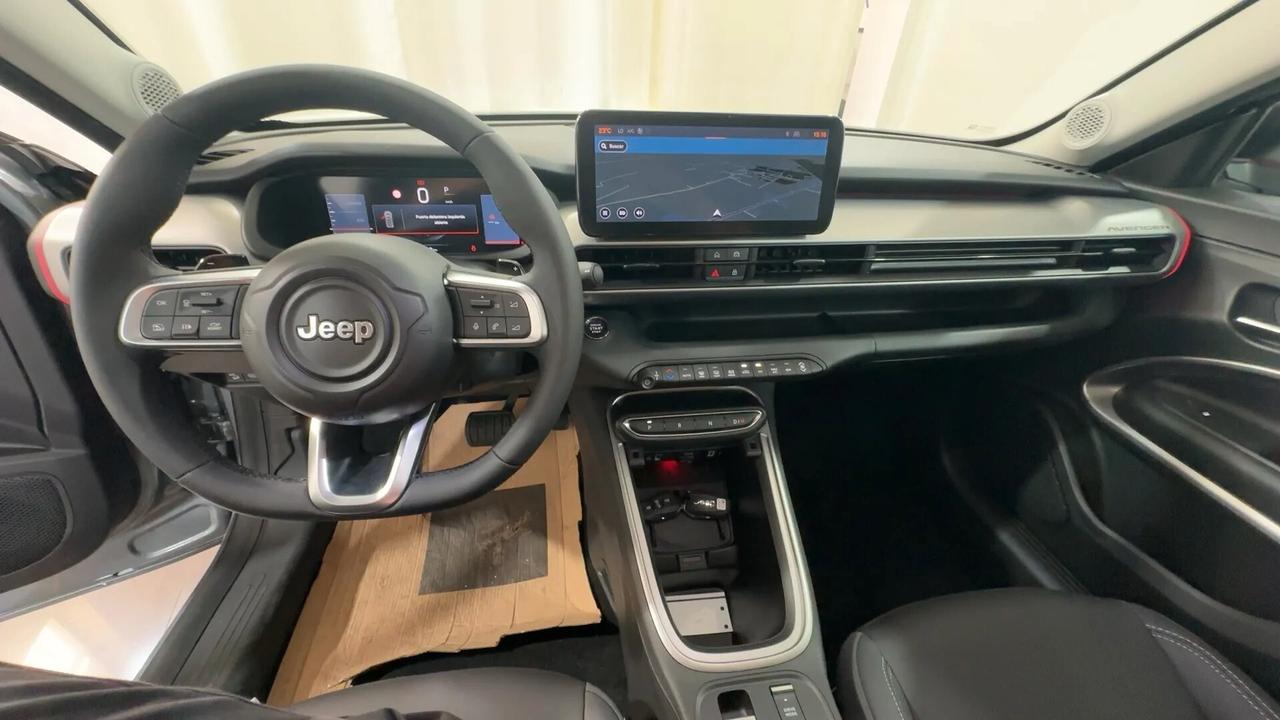 Jeep Avenger 1.2e-hybrid Summit 100cv +TETTO+LED AMBIENT