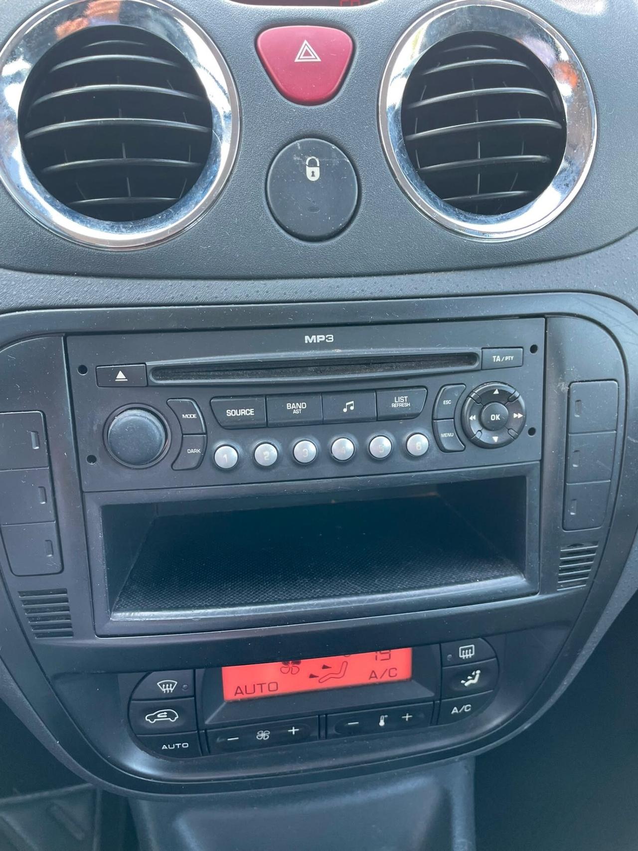 Citroen C3 1.4 GPL UNI.PRO OK NEOP. Exclusive